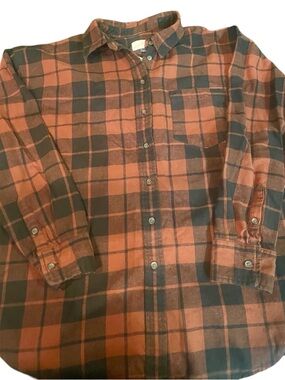 Universal Thread Rust and Black Plaid Button-Up Shirt